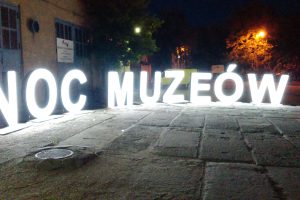 Litery 3D z podświetleniem